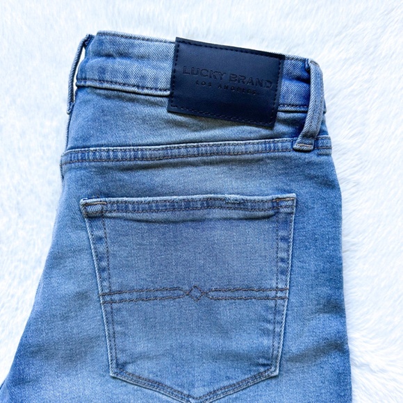 Lucky Brand The Roll Up Distressed Midrise Stretch Denim Jean Shorts - Picture 4 of 10